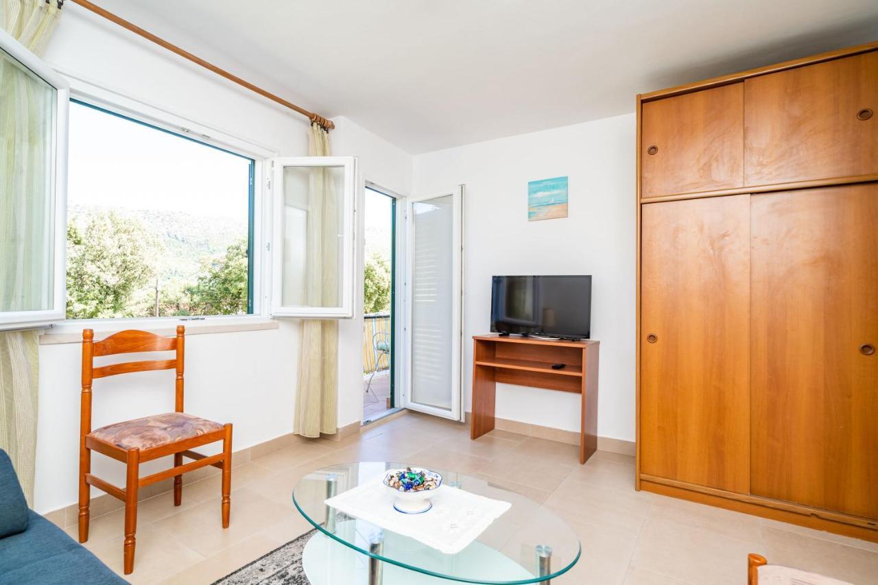 Apartments Lidija 자톤 외부 사진