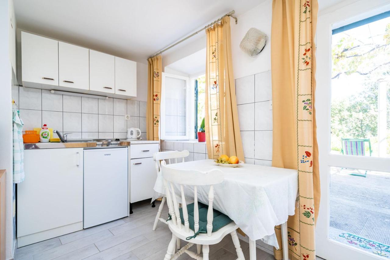 Apartments Lidija 자톤 외부 사진