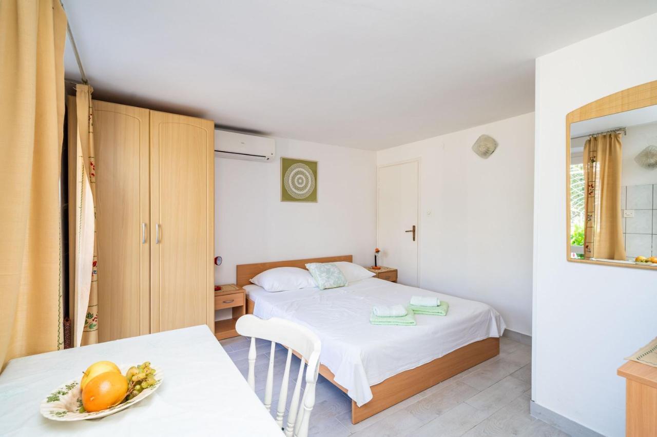 Apartments Lidija 자톤 외부 사진