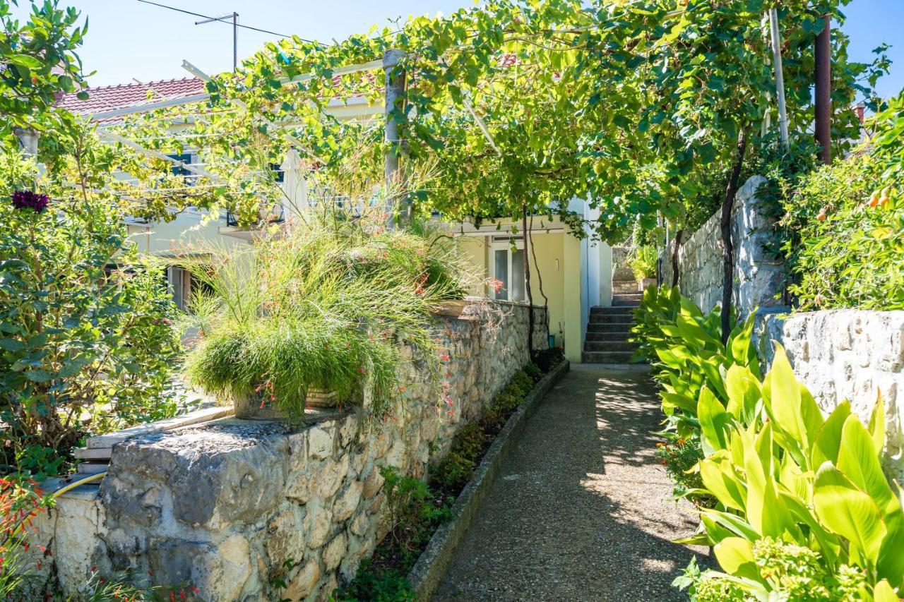 Apartments Lidija 자톤 외부 사진