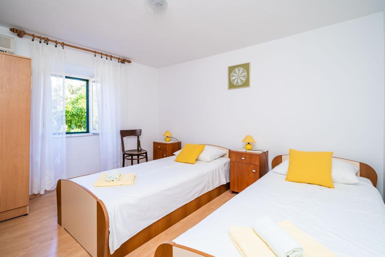 Apartments Lidija 자톤 외부 사진